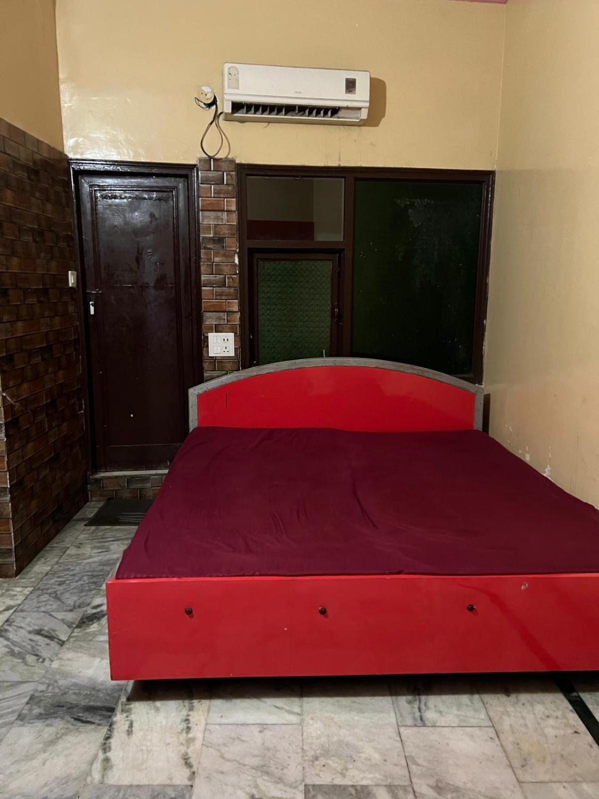 Hotel Skylark Amritsar Exterior photo